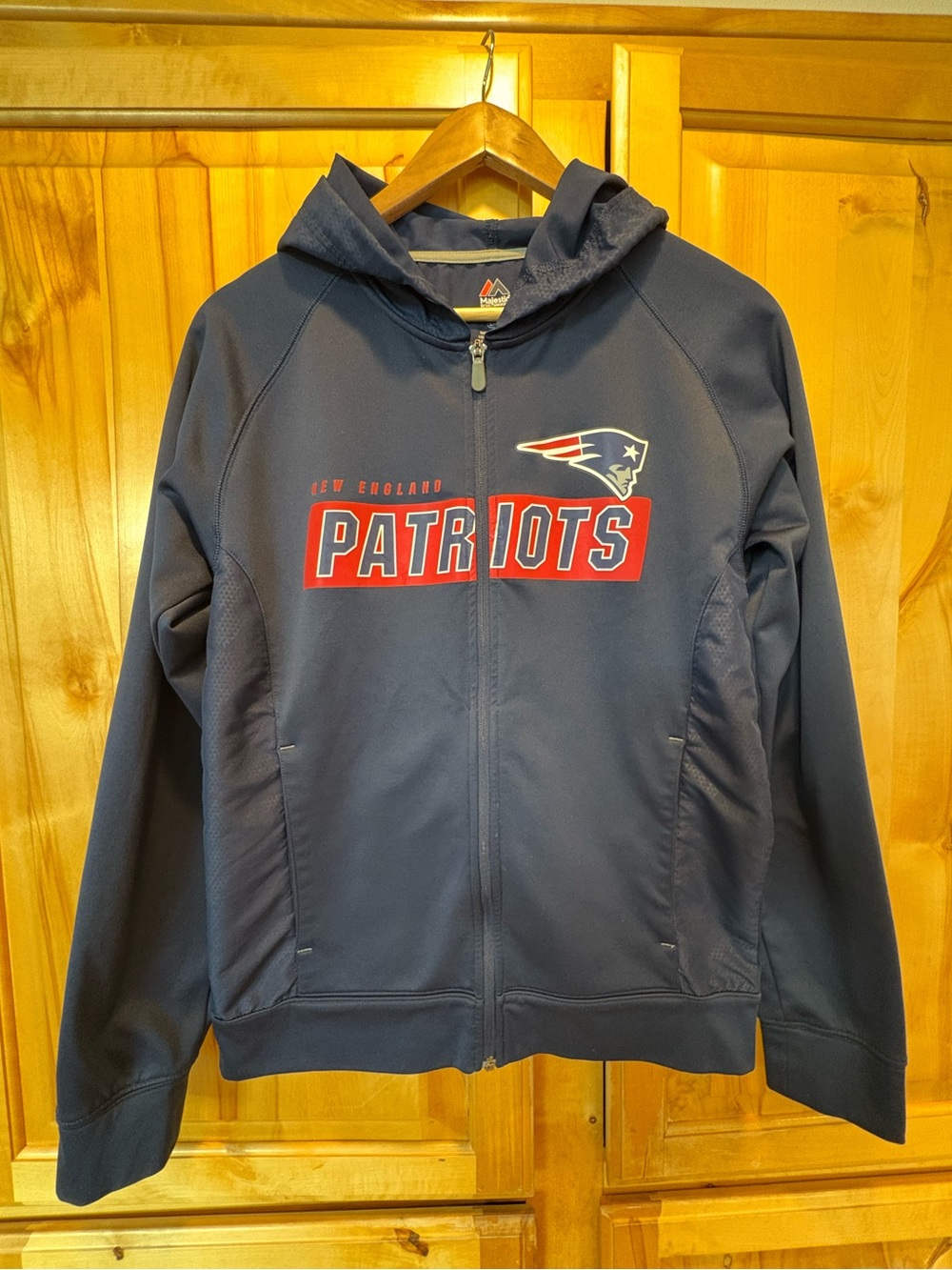Majestic New England Patriots Navy and Red Thermabase Pullover